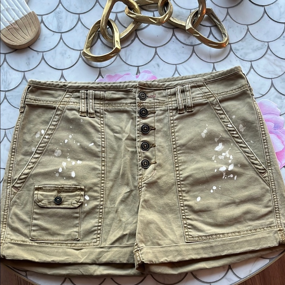 Anthropologie ‘The Wanderer’ Splatter Paint Tan Shorts